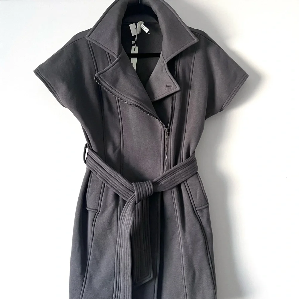 Cozy Deep Gray Short Sleeve Belted Coat - Picture 12 of 12